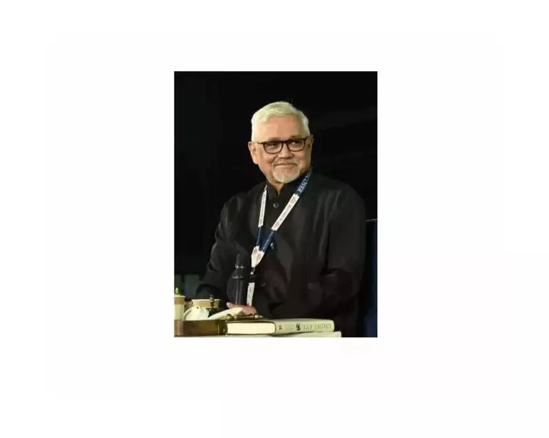 Amitav Ghosh Returns to Kolkata with Ghost Eye, Explores Fiction's Power