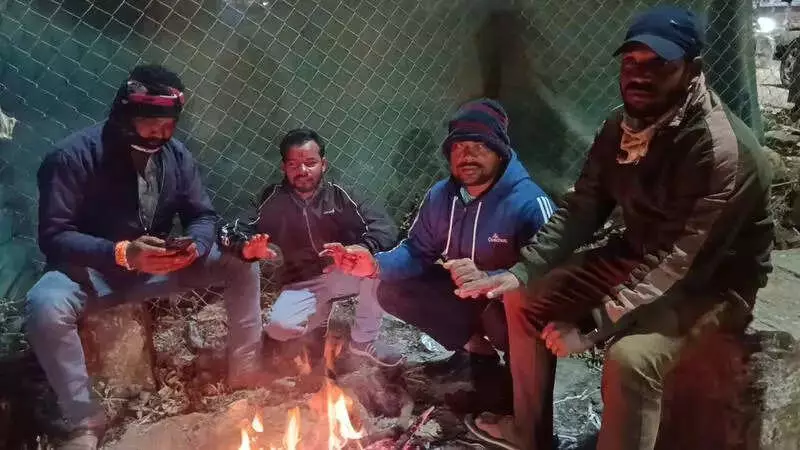 Andhra Pradesh Sees Slight Temperature Rise, But Fog Continues to Disrupt