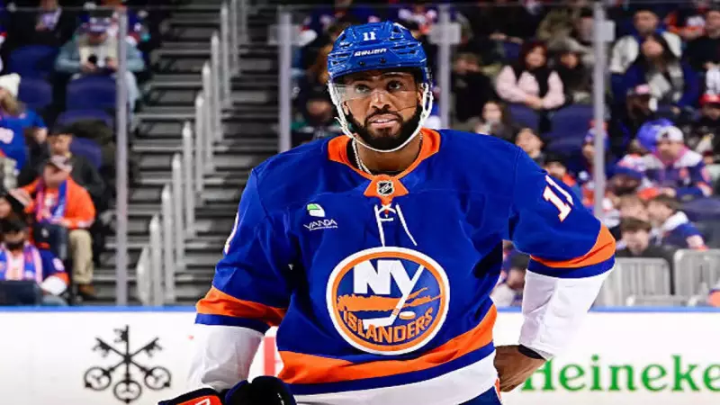 Anthony Duclair's Hat-Trick Powers Islanders to 4-0 Win Over Devils