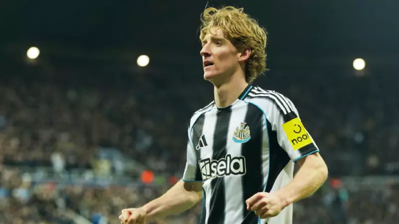 Anthony Gordon Compares Premier League to Basketball, Champions League to 'Proper Football'