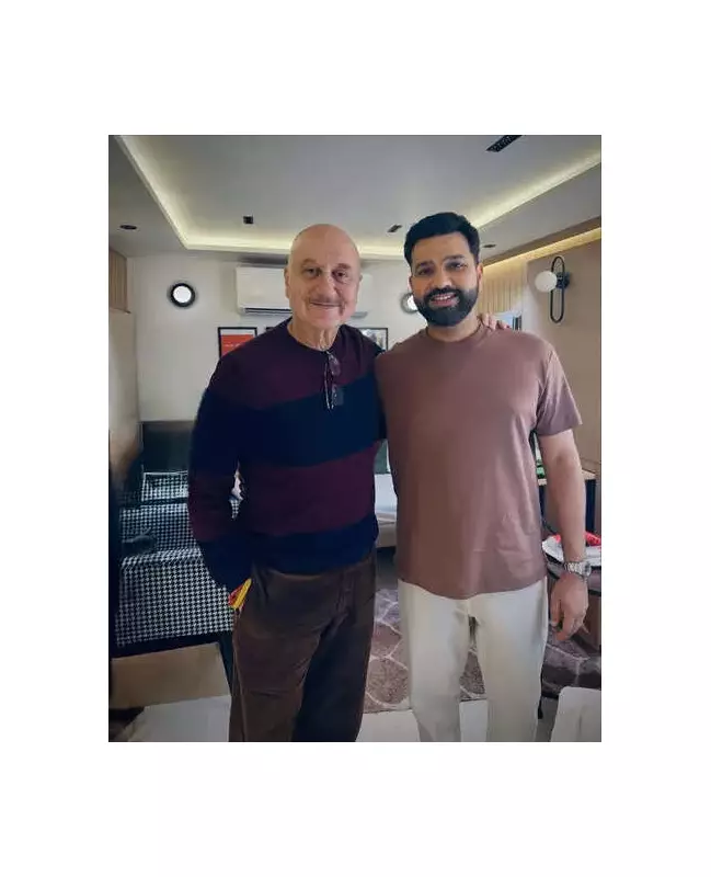 Anupam Kher's Accidental Vanity Van Meeting with Rohit Sharma & Ritika
