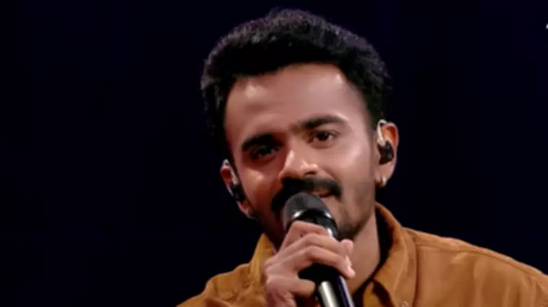 Aravind Nair Returns to Star Singer Stage for Junior vs Senior Round