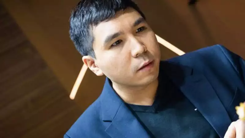 Arjun Erigaisi's Lead Slips as Wesley So Fights Back at Tata Steel Blitz