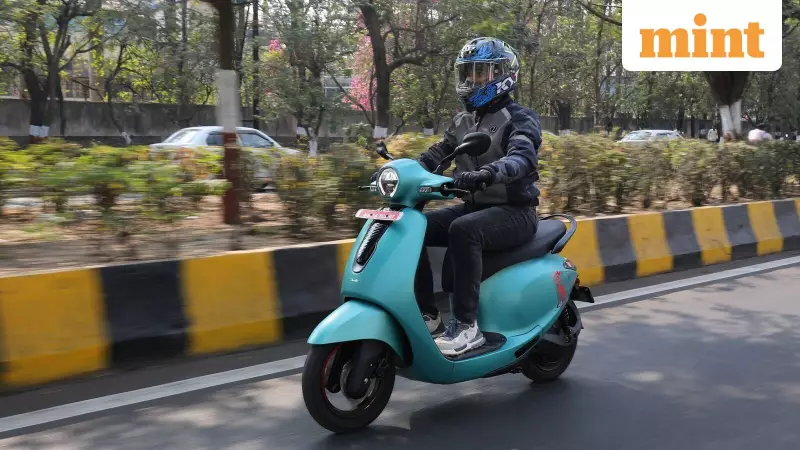 Bajaj Chetak C2501 Gets Early Bird Discount: Price Drops to ₹87,100 for First 10,000 Buyers