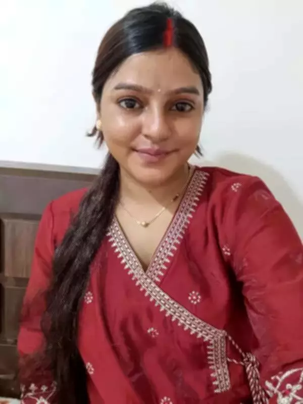 Baramati Plane Crash Victim Pinki Mali: Jaunpur Roots, Mumbai Life