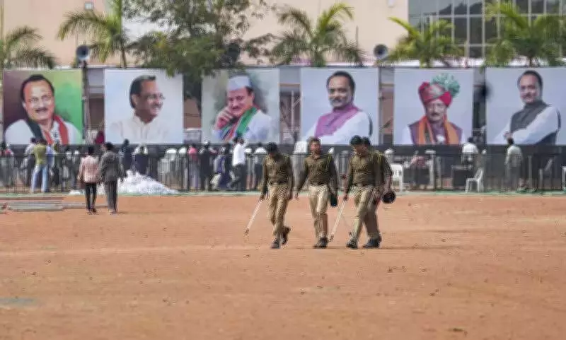Baramati's Silent Farewell: Bhigwan Chowk Mourns as Ajit Pawar's Last Rites Held with State Honours