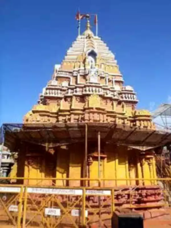 Belagavi's Yellammana Gudda Temple Prepares for Bharata Hunnime Fair with Enhanced Facilities