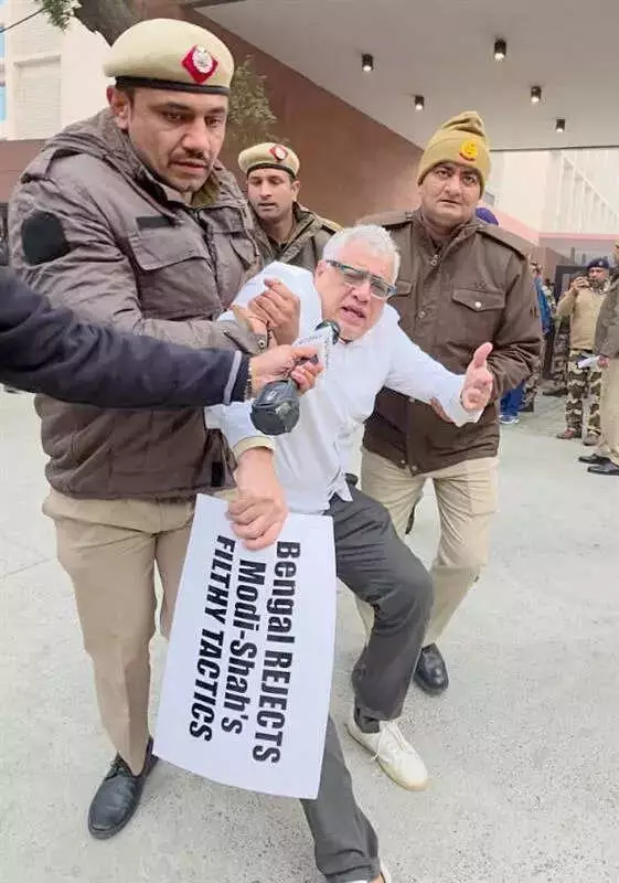 Bengal Govt to Tell SC: ED Violated Law in I-PAC Raids, CM's Presence Was Constitutional