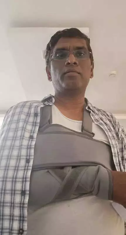 Bengaluru IT Professional Suffers Fractures in Pothole Accident on CDP Road