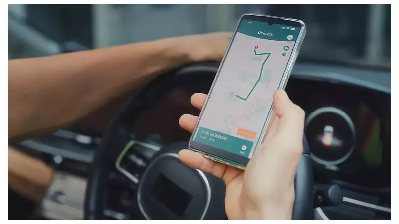 Bengaluru Woman Outsmarts Bag Thief Using GPS Tracker on Keys