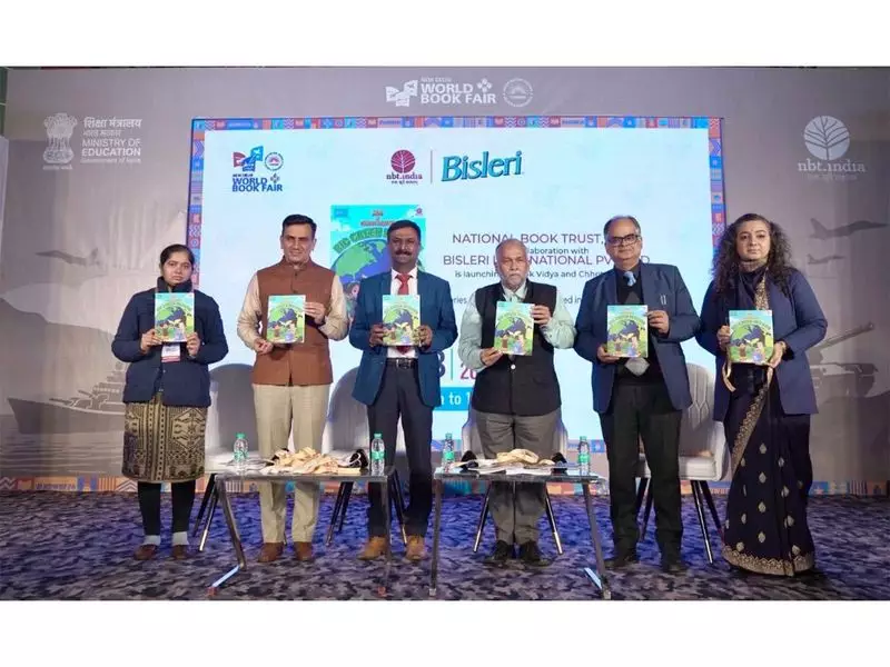 Bisleri & NBT Launch Comic Book for Kids on Waste Management at Delhi Book Fair