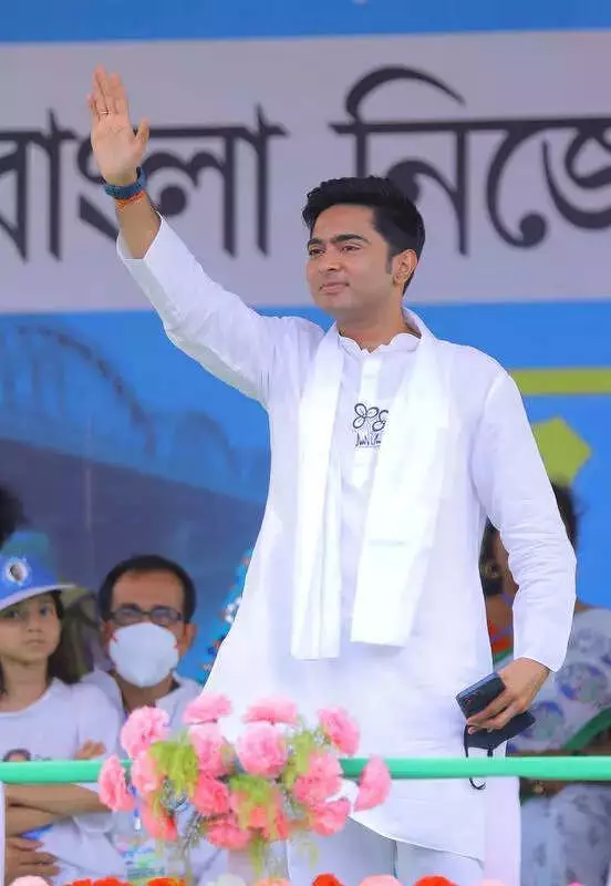 BJP Leader's 'Lock Up Wives' Remark Sparks Outrage in Bengal Over Lakshmir Bhandar