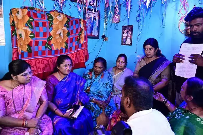 BJP Mahila Morcha Chief Slams Karnataka Govt Over Police Assault on Woman Worker