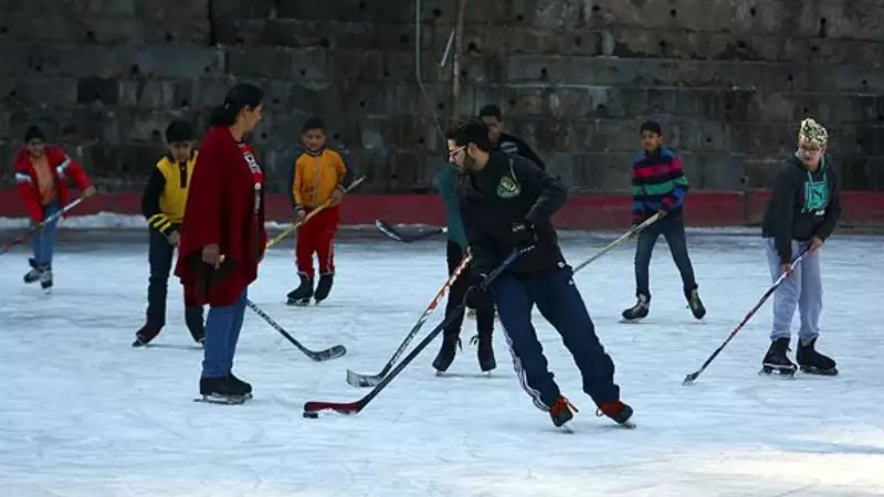 Bombay HC Slams 'Chalta Hai' Attitude, Upholds Stay on Maharashtra Ice Hockey Team Selection