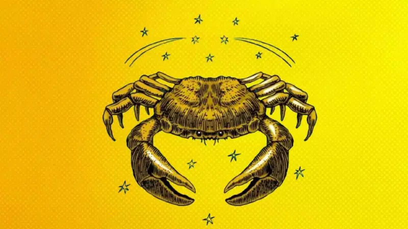 Cancer Weekly Horoscope: Saturn Urges Intuition Over Logic