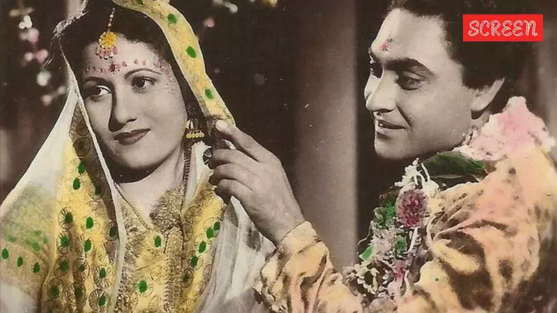 Censors Cut 'Very Sexy' Scene in Howrah Bridge: Madhubala's Scarf Touched Ashok Kumar's Lips