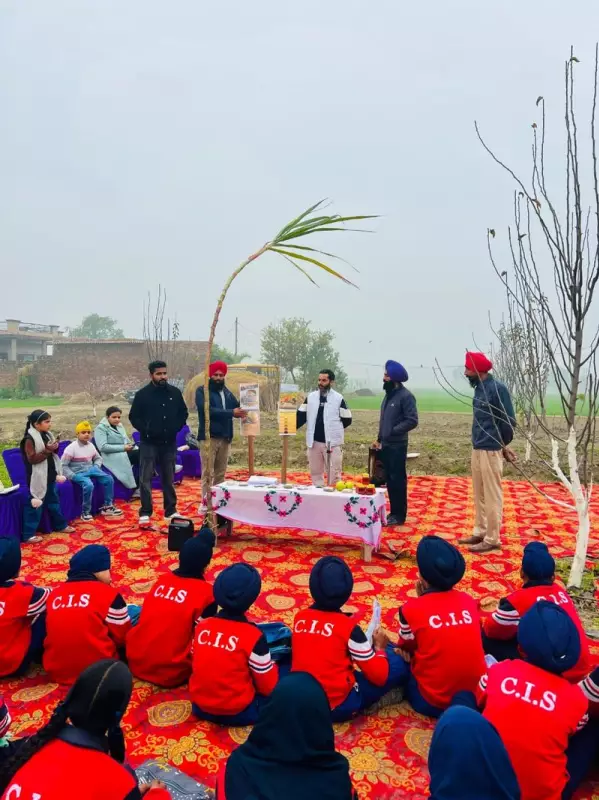 Centura School Amarkot Students Explore Agriculture on Educational Farm Tour