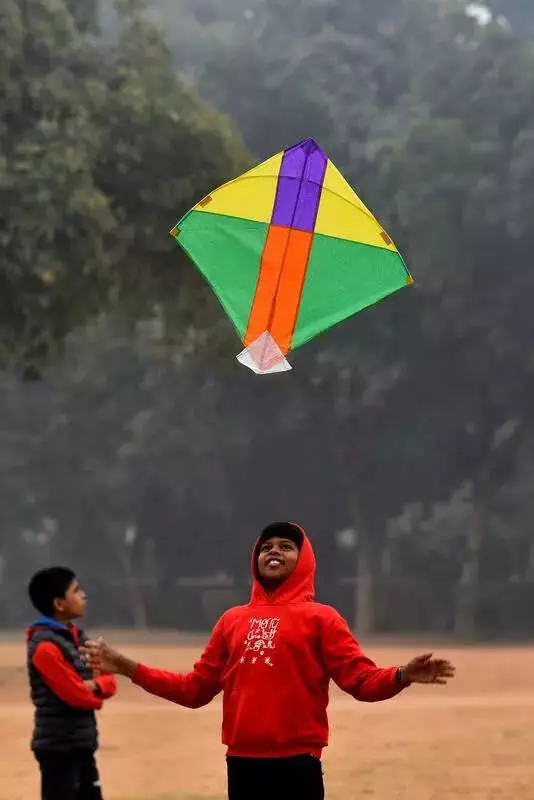 Chandigarh Celebrates Makar Sankranti with Kites, Prayers, and Community Spirit