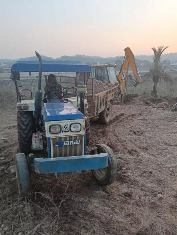 Chandigarh Police Seize Tractor-Trolley in Illegal Mining Raid