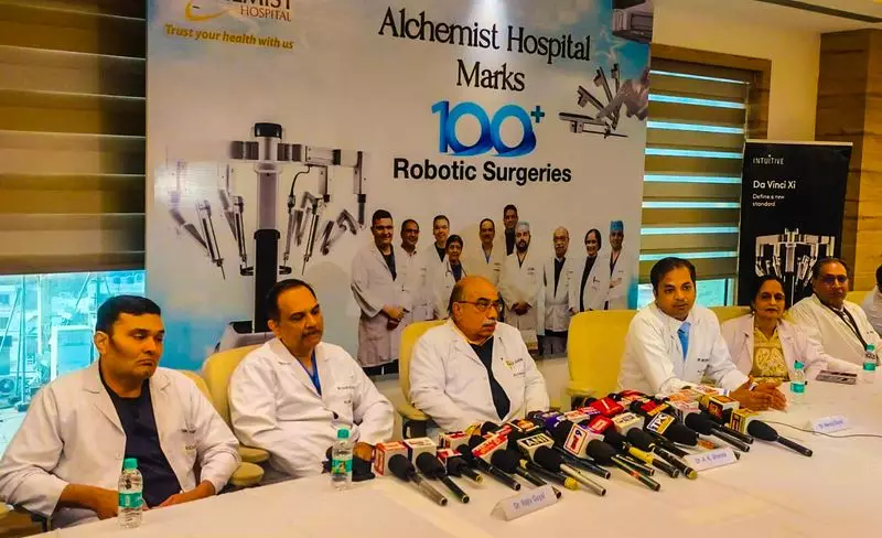 Chandigarh's Alchemist Hospital Achieves Milestone with 100 Robotic Surgeries