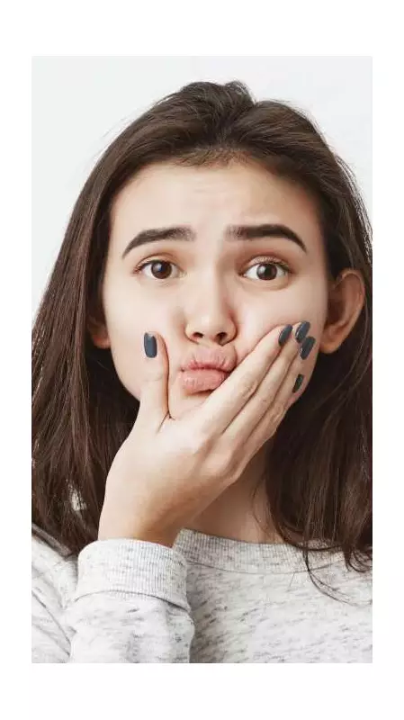 Chapped Lips? It Could Be a Sign of Dehydration, Not Just Cold Weather