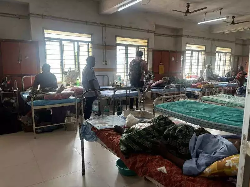 Chennai Govt Hospitals Flout Color-Coded Linen Protocol, Risking Patient Safety