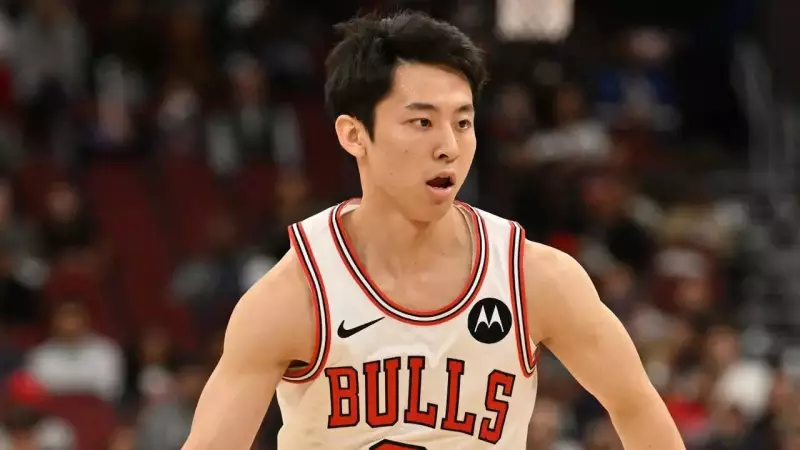 Chicago Bulls Re-Sign Yuki Kawamura on Two-Way Deal, Waive Trentyn Flowers