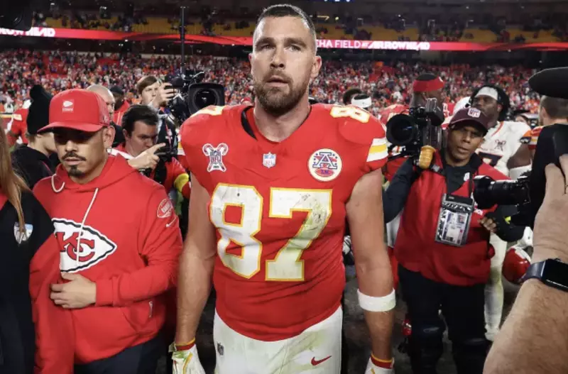 Chiefs Eye 2026 Draft for Kelce Successor: Oregon's Kenyon Sadiq in Focus