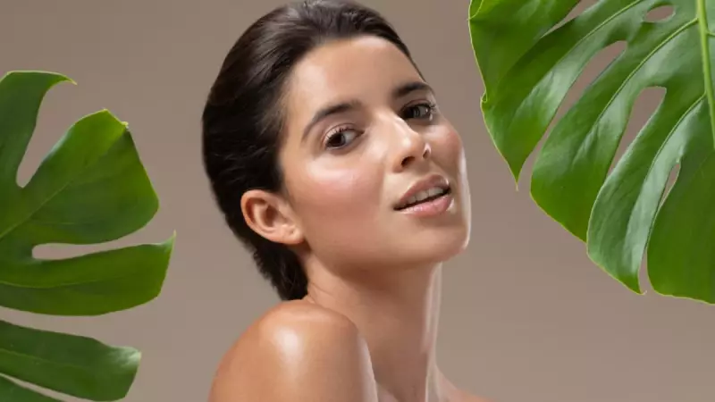 Clean Beauty Movement: The Conscious Skincare Philosophy Shaping Self-Care by 2026