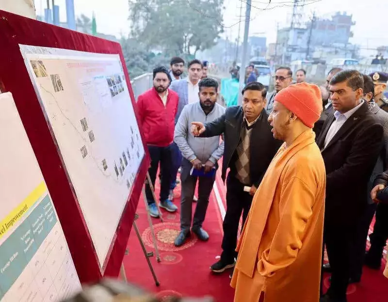 CM Yogi Inspects Gorakhpur-Pipraich 4-Lane Road, Directs Timely Completion