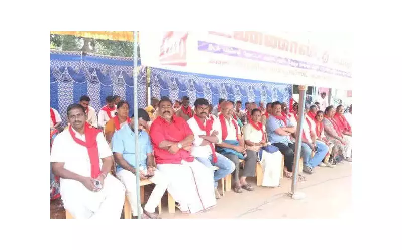 CPM Hunger Strike in Trichy Demands Urgent Fix for City's Traffic Chaos