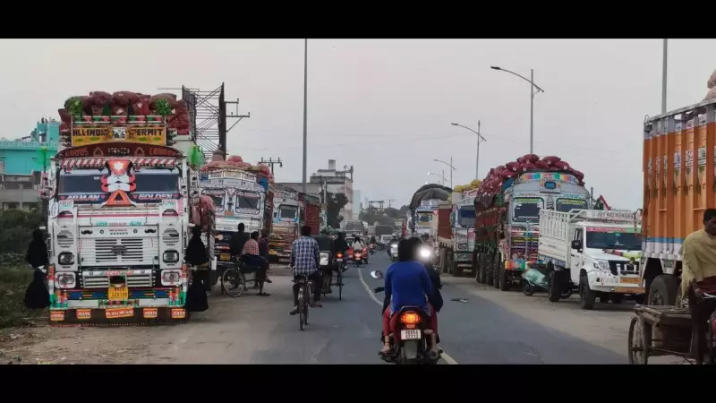 Cuttack's Ranihat-Matrubhaban Road Becomes Illegal Parking Nightmare