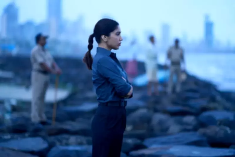 Daldal Movie Review: A Gloomy Cinematic Journey Through Urban Despair