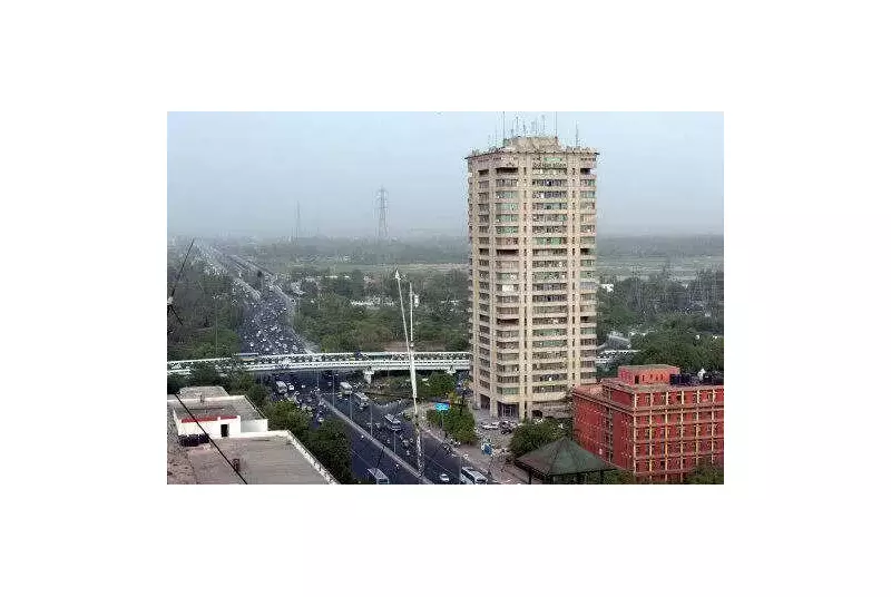 DDA Seeks SC Nod to Cut 473 Trees for Hospital Road, Cites Public Importance