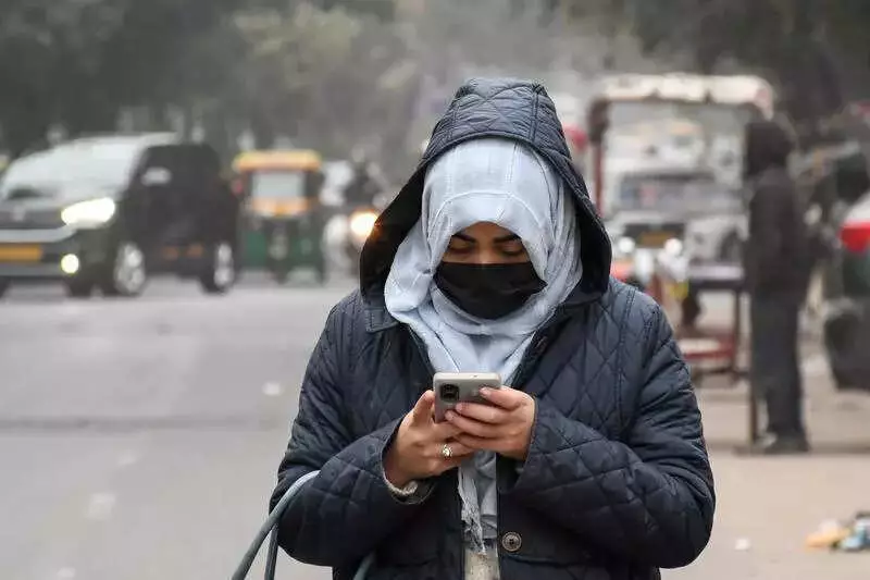 Delhi Air Pollution Linked to 2% Rise in Heart Emergencies per 10-unit PM2.5 Spike: Study