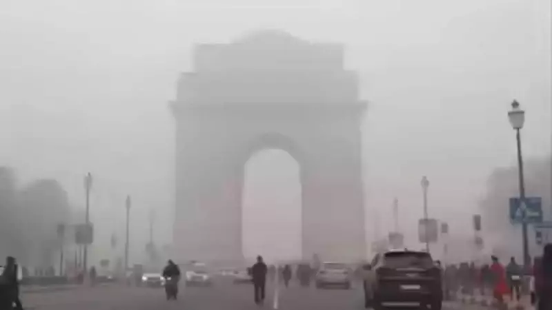 Delhi AQI Hits 311, Enters 'Very Poor' Zone Amid Cold Wave Forecast