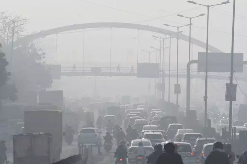 Delhi Chokes Under Dense Fog, Air Quality Plunges to Severe Amid Cold Wave