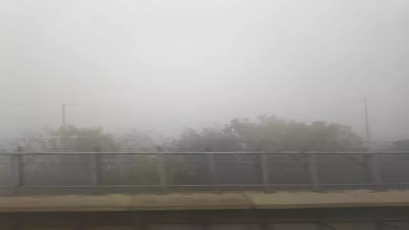 Delhi Chokes Under Toxic Smog, Flights Delayed as GRAP-III Returns