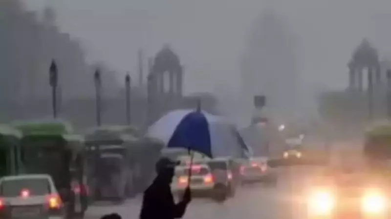 Delhi Experiences Light Rainfall with IMD Warning of More Showers Due to Western Disturbance