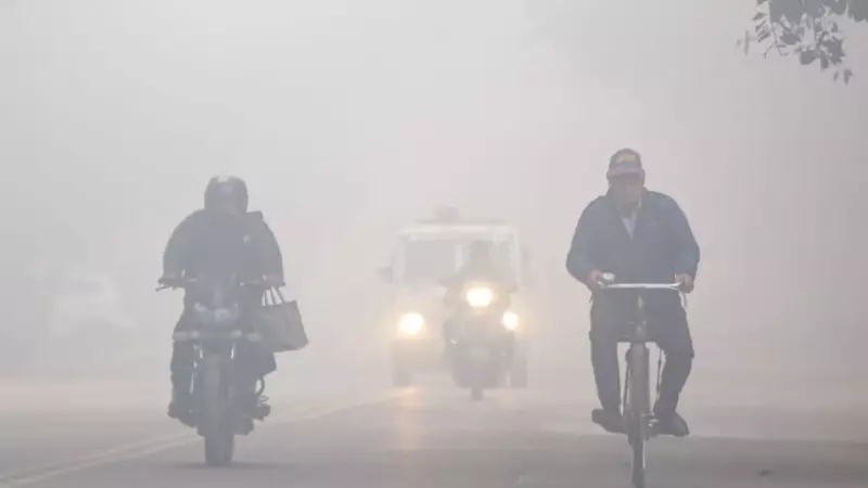Delhi's Air Quality Deteriorates to 'Poor' Category, Rain and Fog Forecast