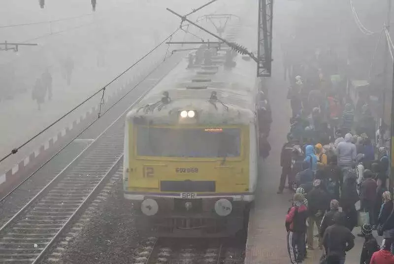 Dense Fog Disrupts Rail Services: 4 Trains Cancelled, Multiple Delayed in Chandigarh