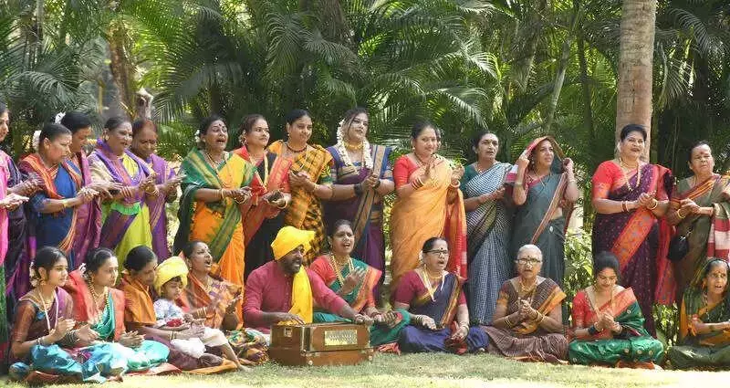 Dharwad Women Groups Celebrate Makara Sankranti with Traditional Fairs and Feasts