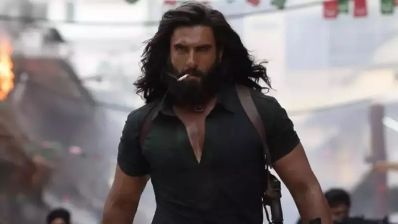 Dhurandhar: Why Ranveer Singh & Akshaye Khanna's Spy Thriller Is Still a Sensation