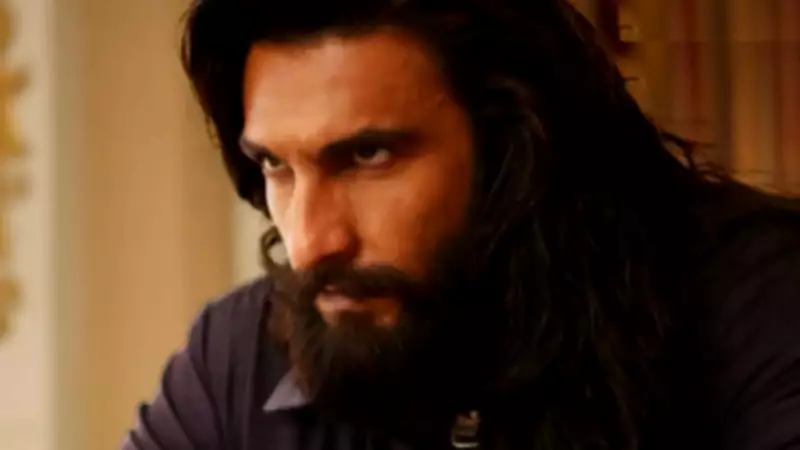 Dhurandhar's OTT Release Sparks Outrage: Censored Version on Netflix Angers Fans