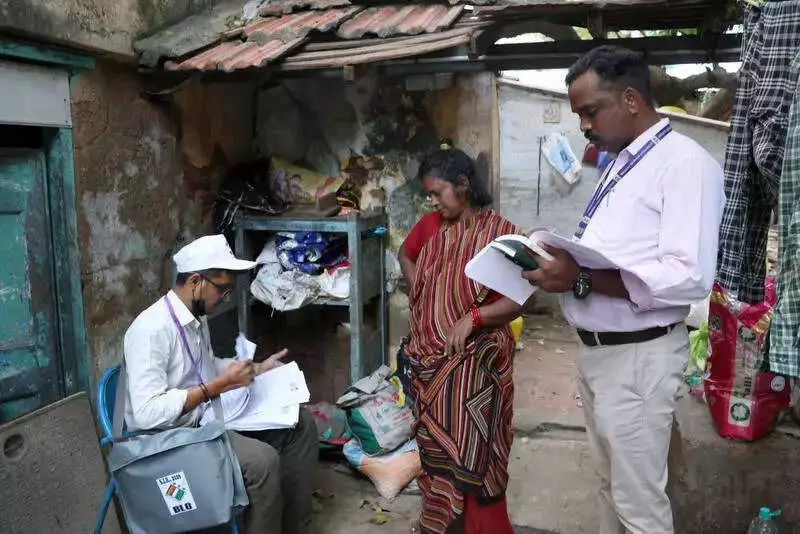 DMK Challenges Tamil Nadu's 'No-Mapping' Aadhaar Voter Verification Process