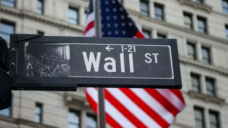 Dow Jones, S&P 500 Hit Record Highs Ahead of US Labour Data