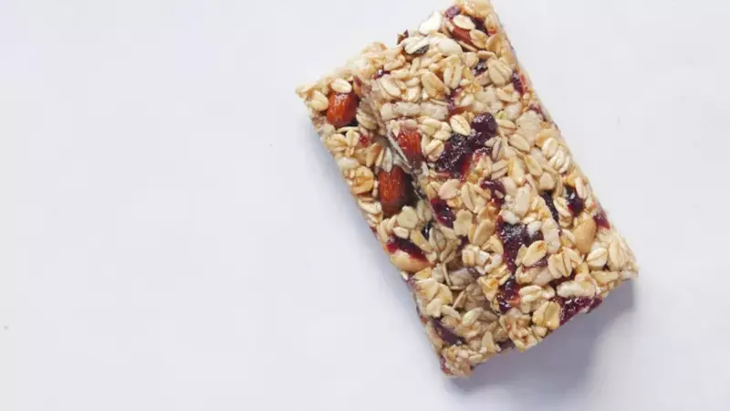 Easy Homemade Granola Bars Recipe: Healthy Snack in Minutes