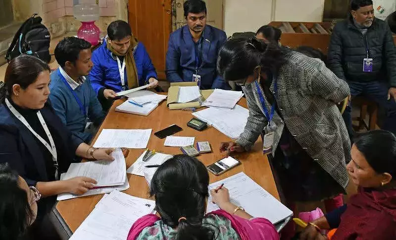 EC Grants Relief to 41.5 Lakh Voters in Bengal Over Minor Electoral Record Discrepancies