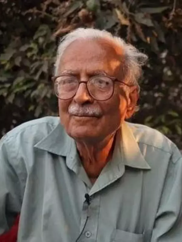 Eight Must-Read Books by Vinod Kumar Shukla for New Readers