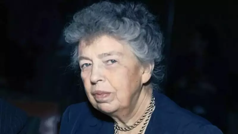 Eleanor Roosevelt's Timeless Wisdom: Elevate Your Conversations from Gossip to Growth